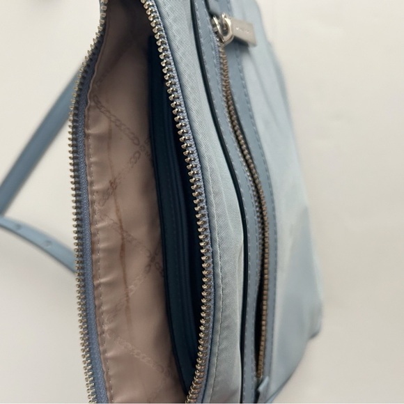 Michael Kors Jet Set Charm North South Light Blue Crossbody Bag - Picture 8 of 10